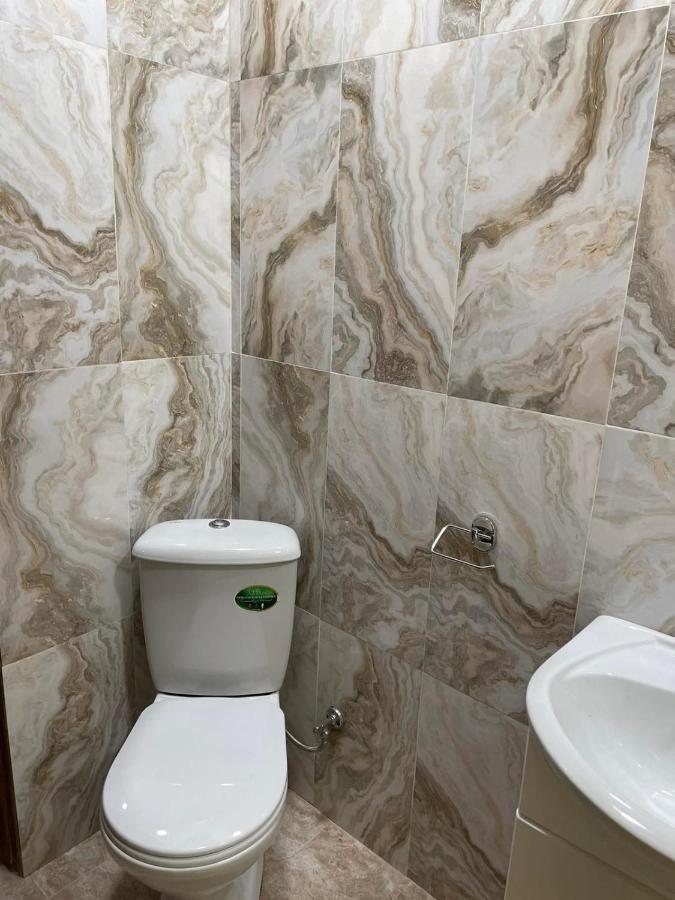 Guest House Yerevan Bagian luar foto